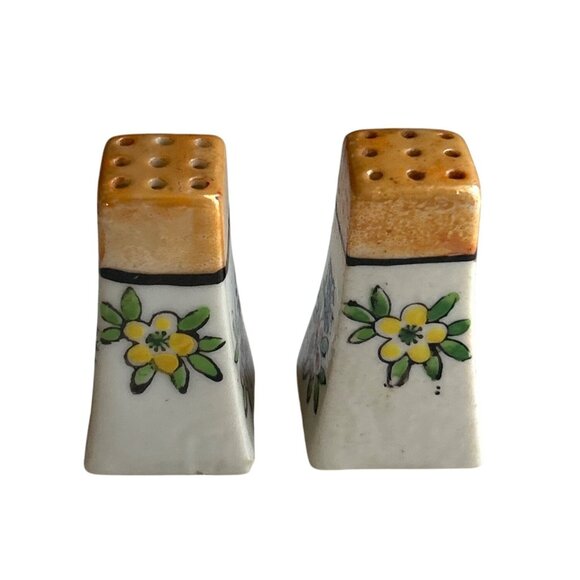 Vintage Mid Century Japanese Lusterware Mini Salt & Pepper Shakers - Picture 4 of 6